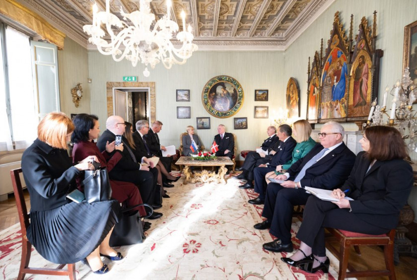 468877944 986298686868177 5842713334819571432 n v2