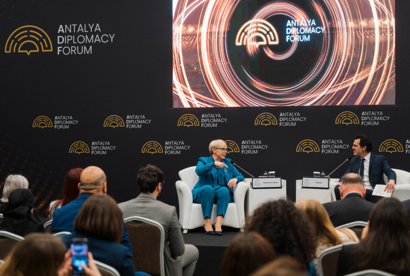 Predsednica je nastopila na pogovoru o pomenu multilateralizma.