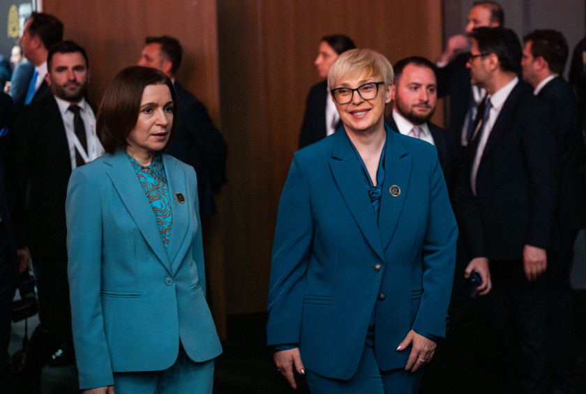 Predsednica Nataša Pirc Musar in moldavska predsednica Maia Sandu.