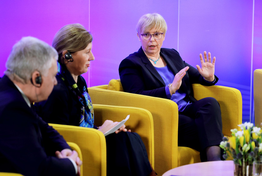 Dezinformacije so resen problem, o njih moramo govoriti.