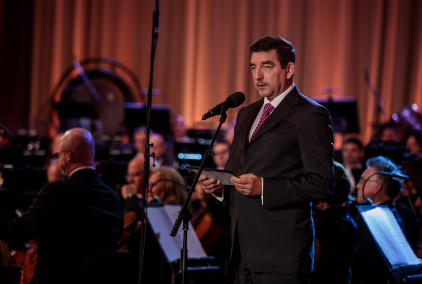 Nagovor dr. Musar 4 od blizu