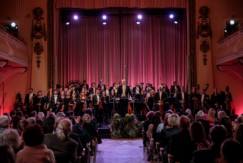 Orkester Slovenske filharmonije z obcinstvom