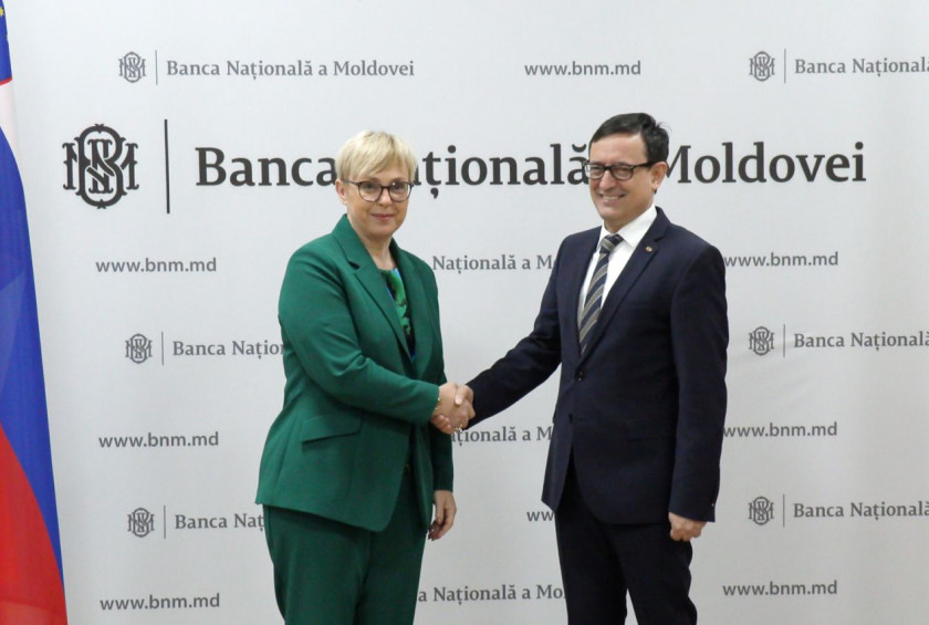 Srecanje predsednice z guvernerjem Nacionalne banke Moldavije