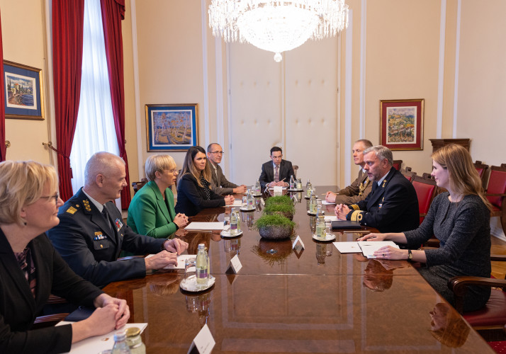 Sprejem predsednika vojaškega odbora zveze Nato admirala Roba Bauerja
