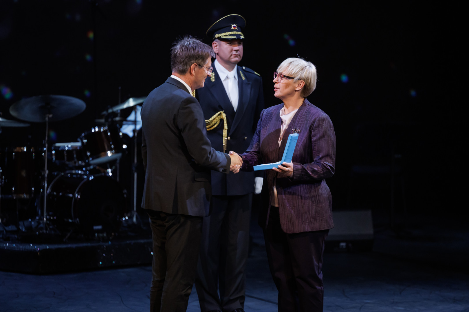 Predsednica republike je mariborski univerzi podelila državno odlikovanje - red za zasluge.