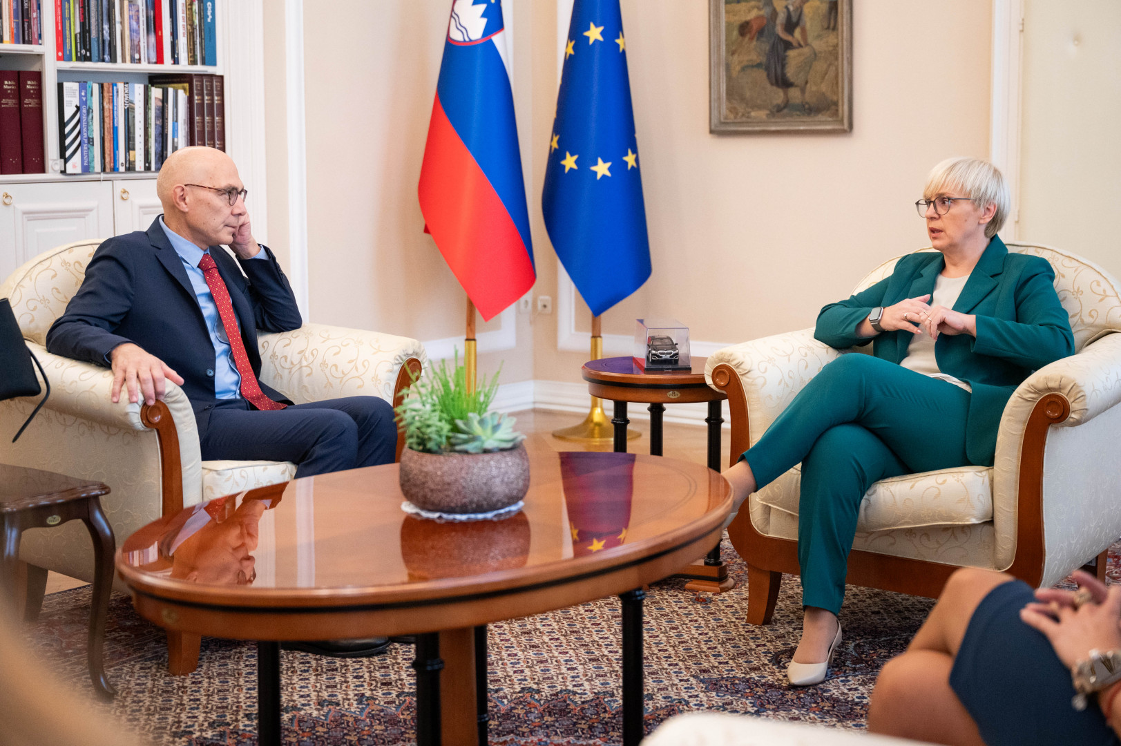 Predsednica republike sprejela visokega komisarja ZN za človekove pravice Volkerja Türka.