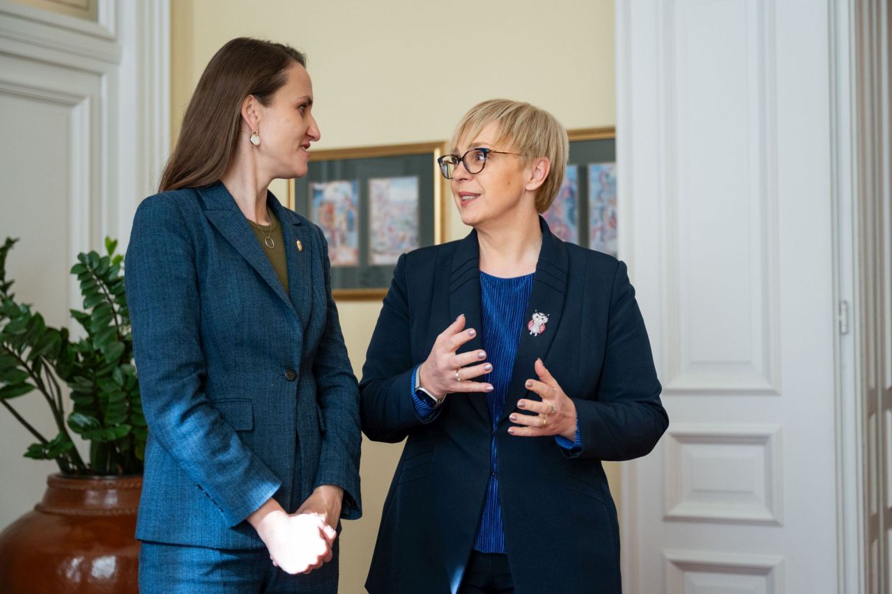 Predsednica republike se je sestala z romunsko zunanjo ministrico.  