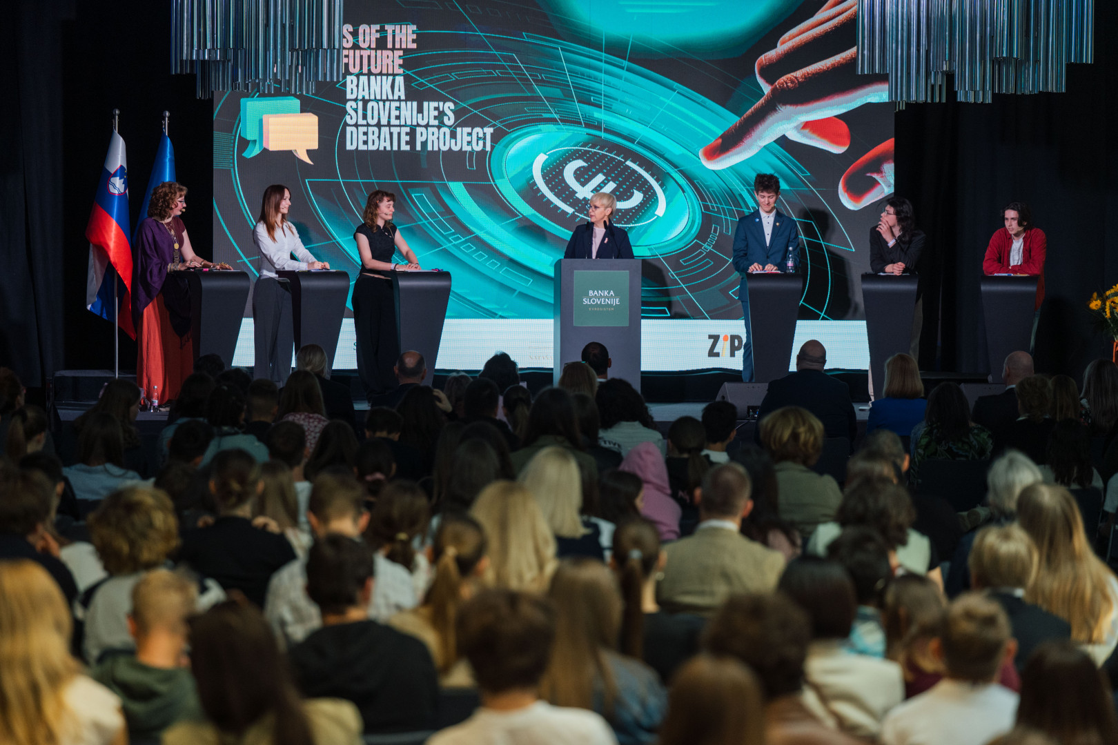 V finalu debatnega turnirja sta se pomerili ekipi Slovenije in Slovaške. 