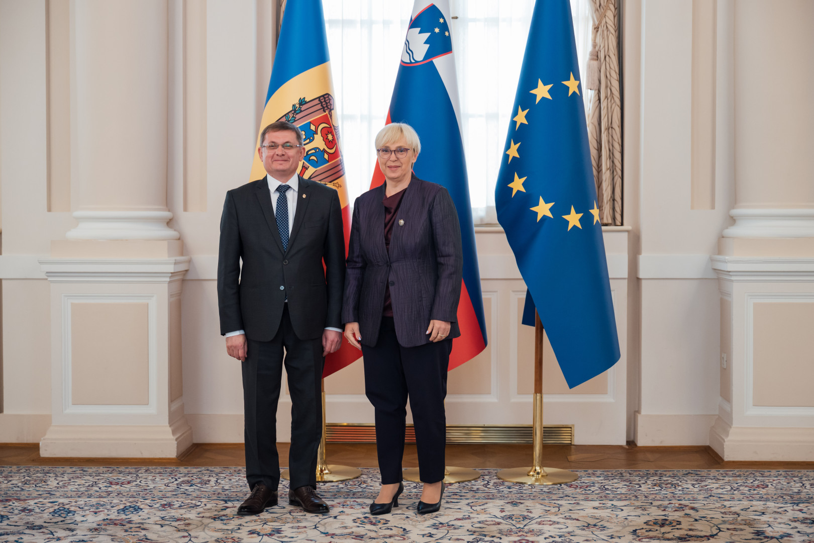 Predsednica Republike Slovenije Nataša Pirc Musar in predsednik parlamenta Republike Moldavije  Igor Grosu.