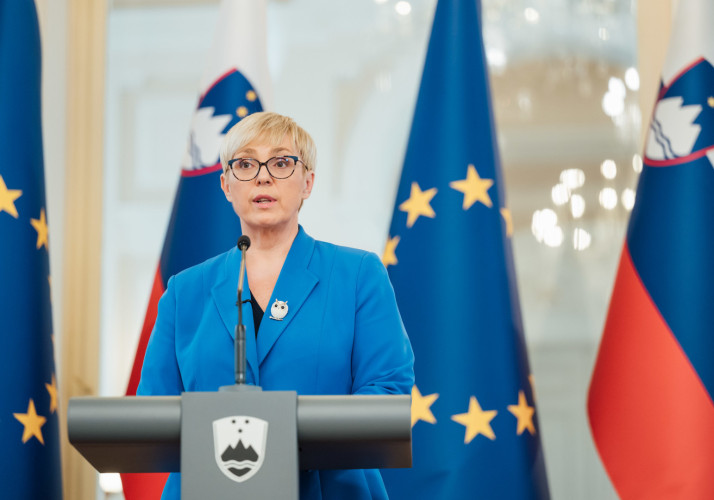 Izjava predsednice republike Nataše Pirc Musar o neudeležbi na državni proslavi ob dnevu suverenosti.