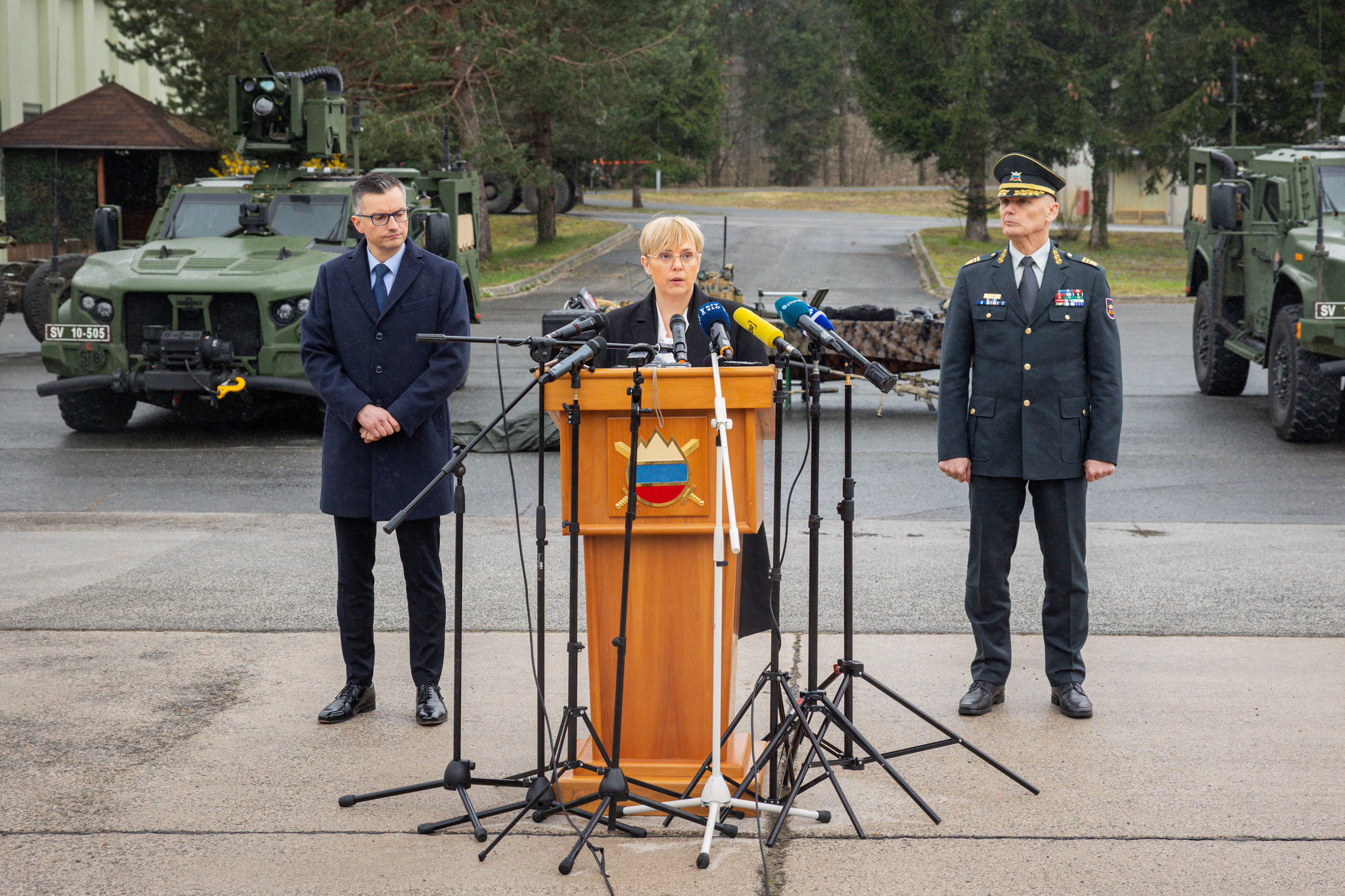 Predsednica se je pripadnikom Slovenske vojske zahvalila za njihovo predano sluzenje domovini