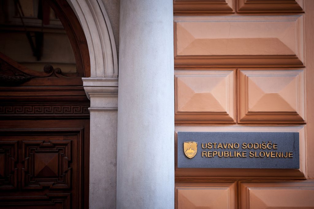 Vhod v Ustavno sodišče Republike Slovenije.