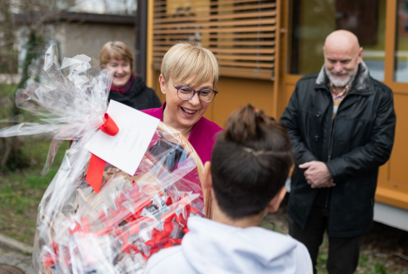 Predsednica Republike Slovenije Nataša Pirc Musar je danes dopoldan obiskala Mladinski dom Malči Beličeve
