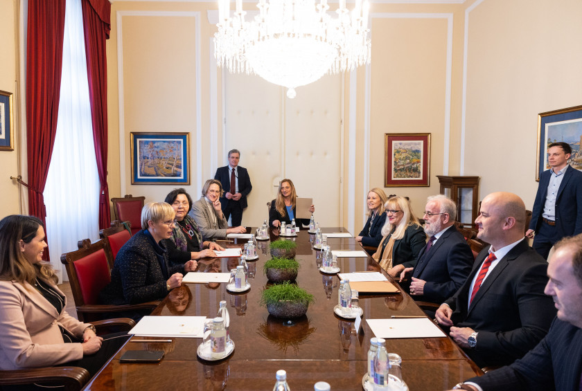 Predsednica Republike Slovenije Nataša Pirc Musar je sprejela predsednika Sobranja Republike Severne Makedonija mag. Talata Xhaferija.