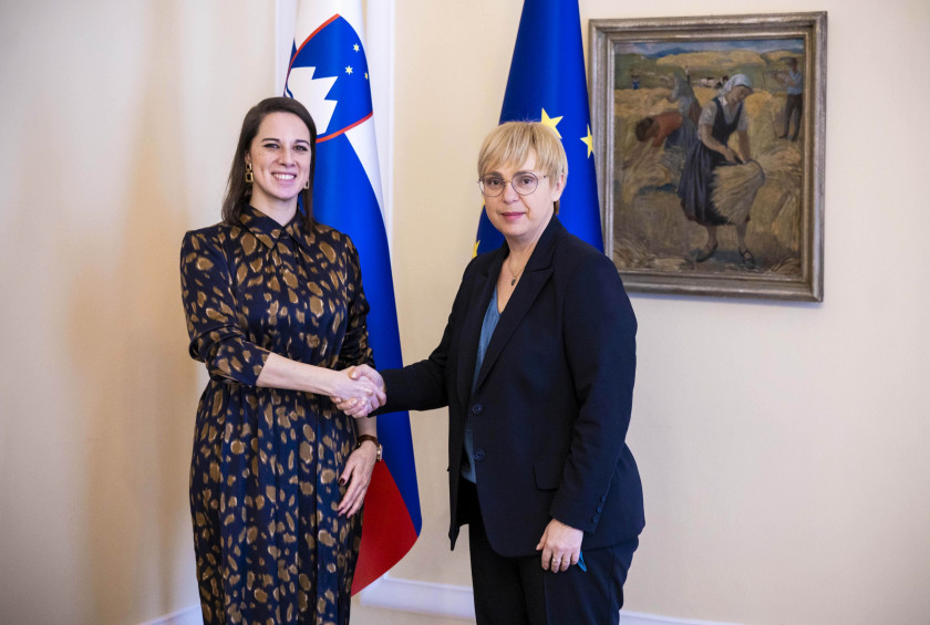 Predsednica republike na pogovor sprejela generalno državno odvetnico dr. Ano Kerševan