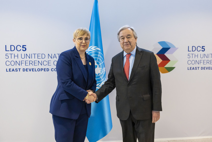 Predsednica Pirc Musar se je v Dohi srečala z generalnim sekretarjem OZN Antóniom Guterresem