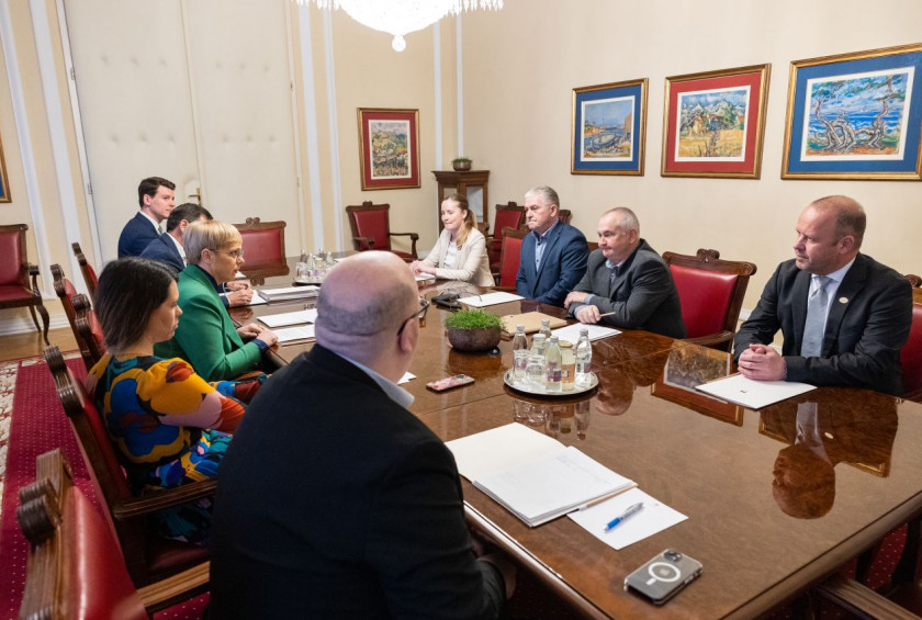 Predsednica republike s predstavniki kmetijskih nevladnih organizacij