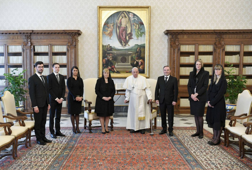 Srečanje slovenske delegacije s papežem Frančiškom