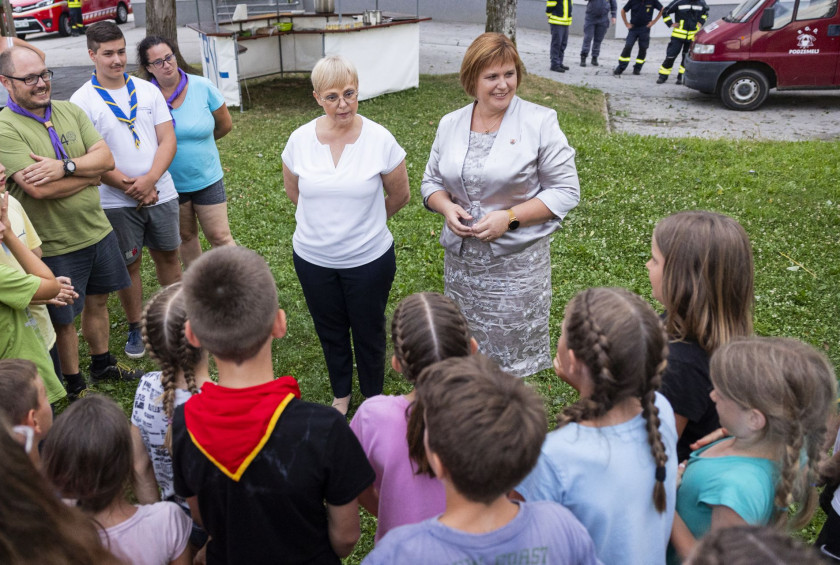 Ogled posledic po neurjih s točo v Občini Metlika