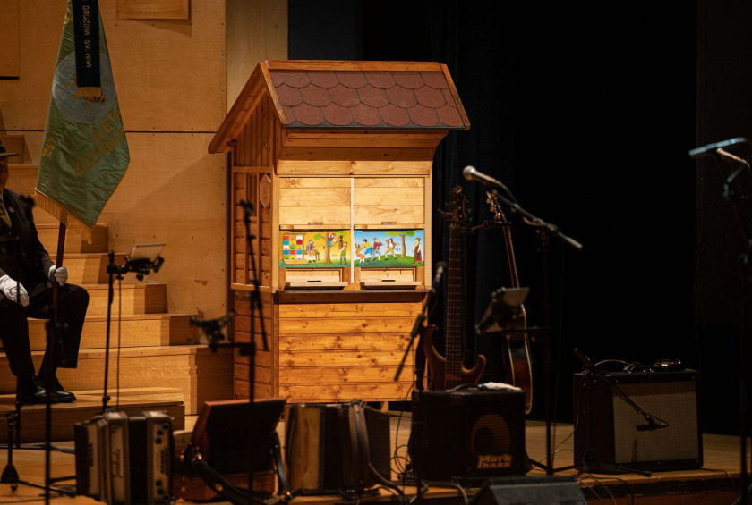 Slavnostna akademija ob 150-letnici organiziranega čebelarstva na Slovenskem.