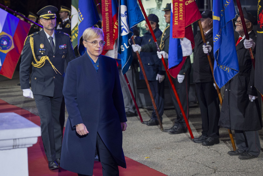 Predsednica republike se je udeležila državne proslave na predvečer dneva Rudolfa Maistra v Mariboru.