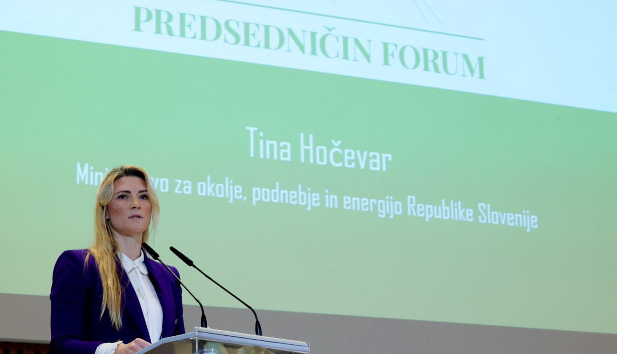 TinaHocevar PredsednicinForum szj