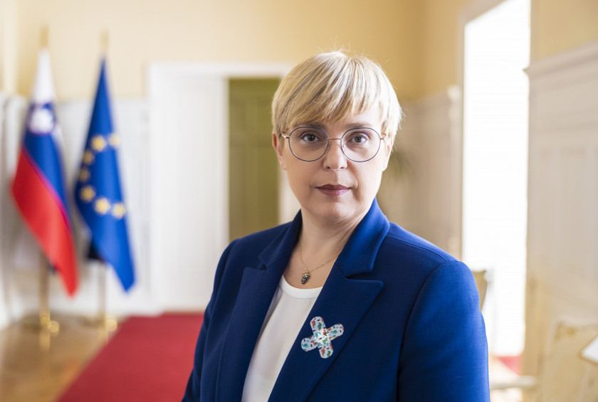 Izjava predsednice republike dr. Nataše Pirc Musar ob današnjih napovedanih protestnih shodih pacientk in pacientov po Sloveniji