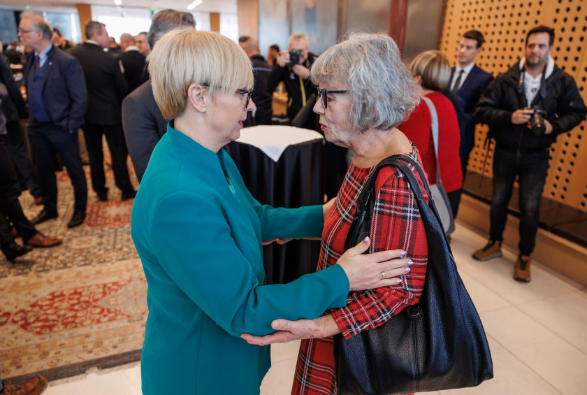 Predsednica republike se je udeležila sprejema, ki ga je priredil predsednik vlade za organizacije, ki so sodelovale pri odpravi posledic poplav.