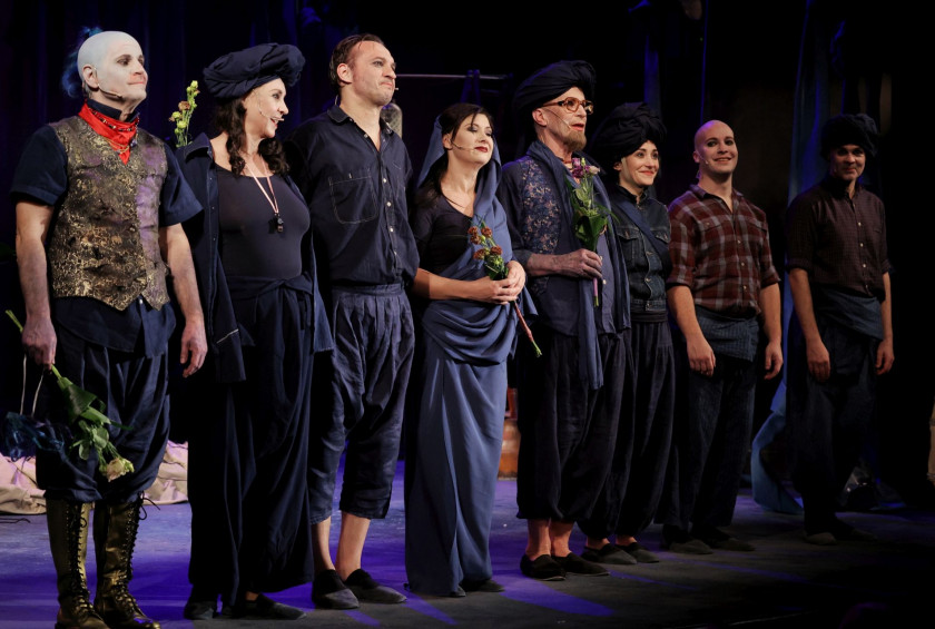 Predsednica Republike Slovenije na premieri predstave Harun in morje zgodb.