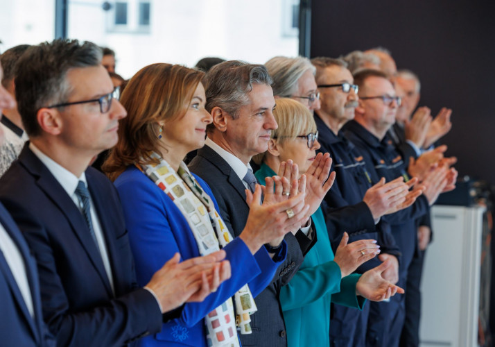 Predsednica republike se je udeležila sprejema, ki ga je priredil predsednik vlade za organizacije, ki so sodelovale pri odpravi posledic poplav.