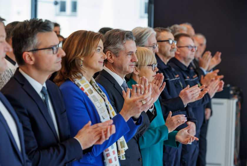 Predsednica republike se je udeležila sprejema, ki ga je priredil predsednik vlade za organizacije, ki so sodelovale pri odpravi posledic poplav.