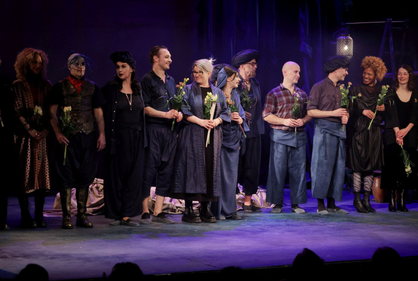 Predsednica Republike Slovenije na premieri predstave Harun in morje zgodb.