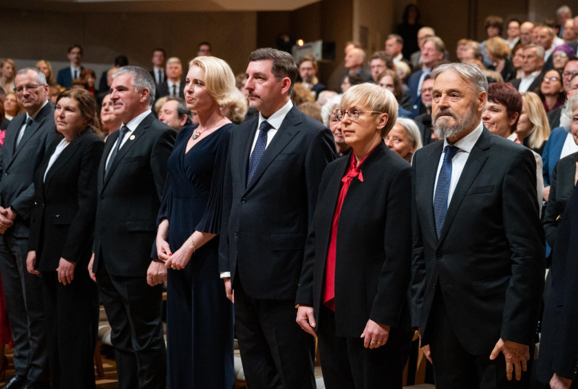 Državna proslava ob slovenskem kulturnem prazniku s podelitvijo Prešernovih nagrad in nagrad Prešernovega sklada.