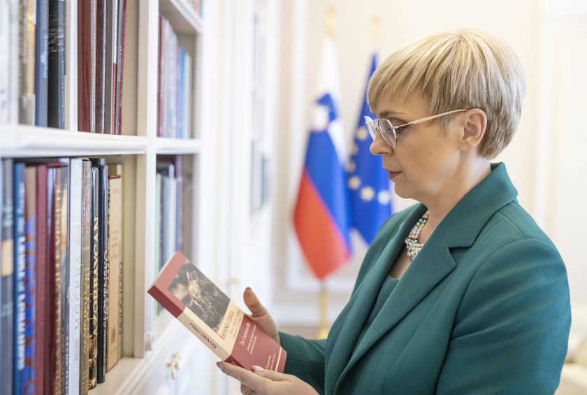 Mednarodni dan maternih jezikov.