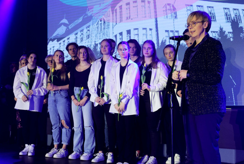 Predsednica republike si je ogledala avtorski muzikal Gimnazije Celje - Center z naslovom Odraščanje.