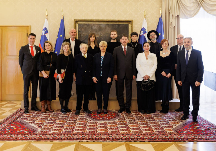 Predsednica republike je priredila kosilo v čast letošnjima Prešernovima nagrajencema in nagrajencem Prešernovega sklada.