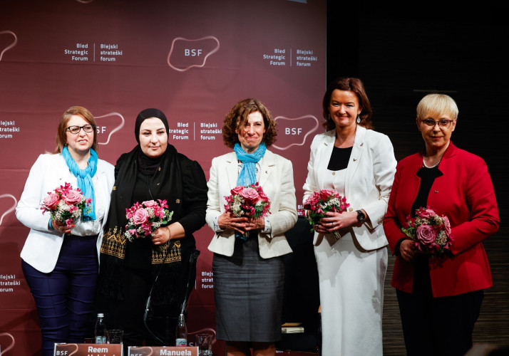 Okrogla miza »Ženske v prizadevanjih za mir na Bližnjem vzhodu«.