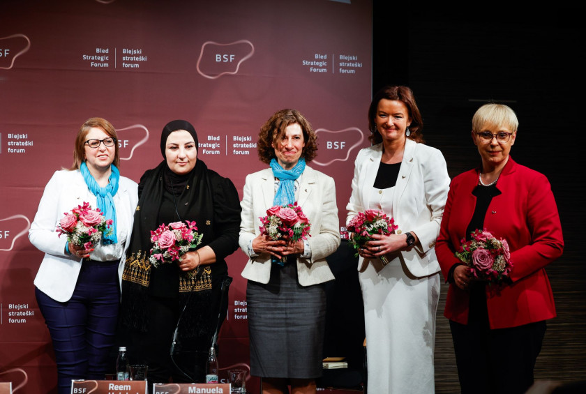 Okrogla miza »Ženske v prizadevanjih za mir na Bližnjem vzhodu«.