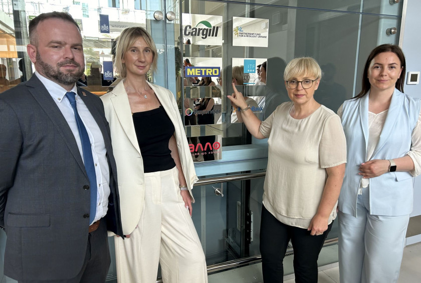 Predsednica Pirc Musar je obiskala organizacijo Superhumans, ki izvaja zdravstveno rehabilitacijo žrtev ruske agresije.