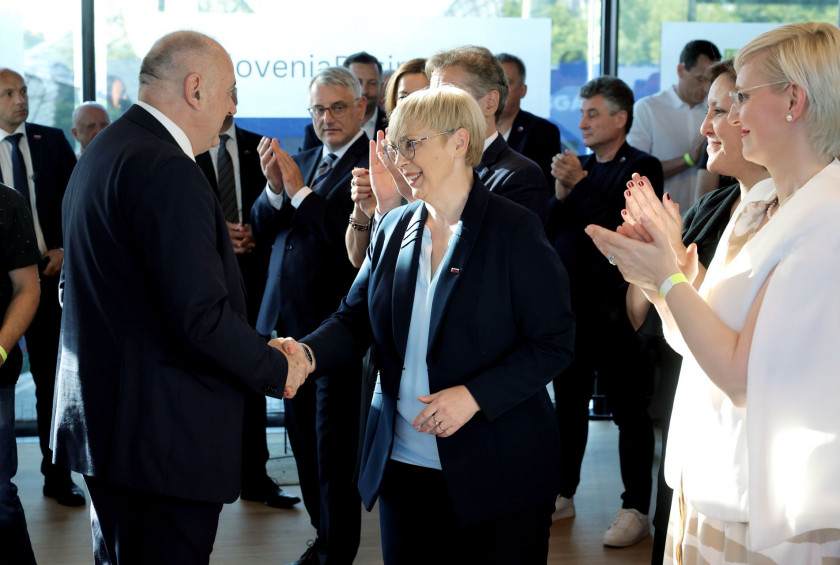 Predsednica republike pred dnevom državnosti nagovorila slovensko skupnost v Münchnu.