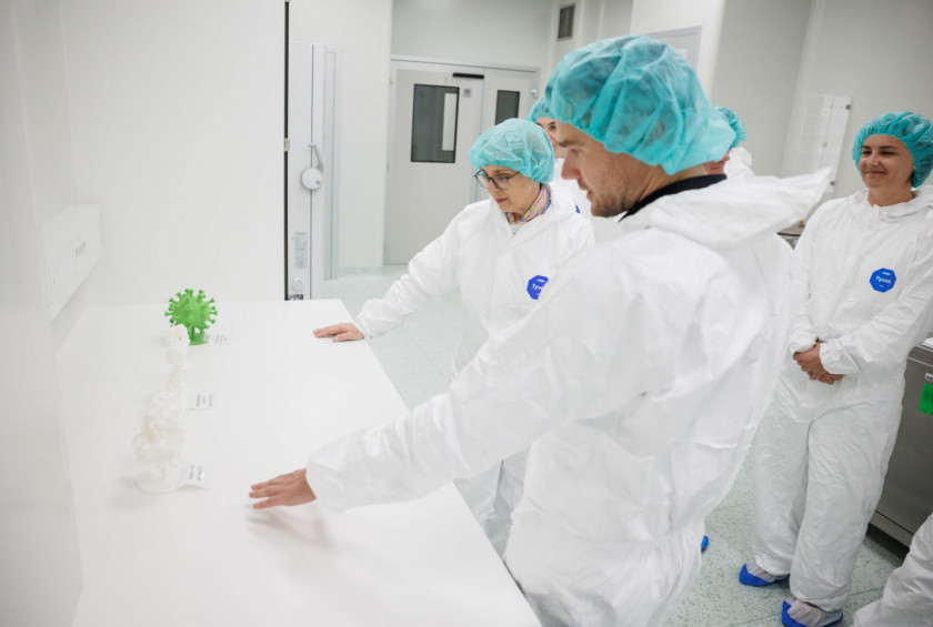 predsednica poslusa predstavitev