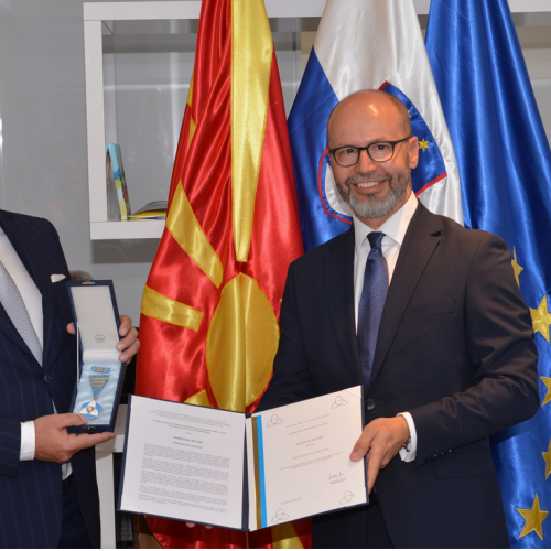 Islam Shenol in VP Presker vrocitev