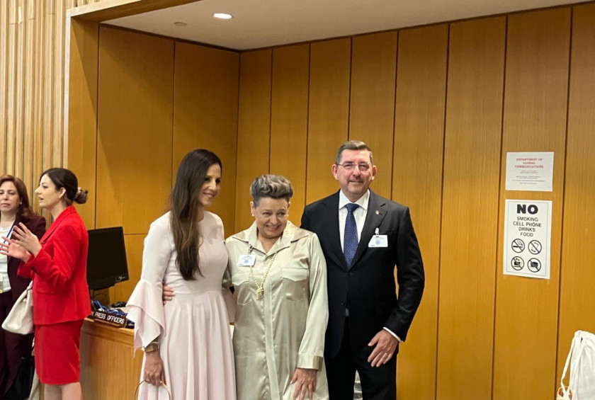 AM Tamara Vucic Srbija in Lucrecia Peinado Gvatemala