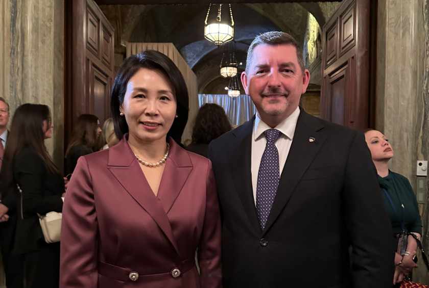 AM in Kim Hea Kyung J Koreja