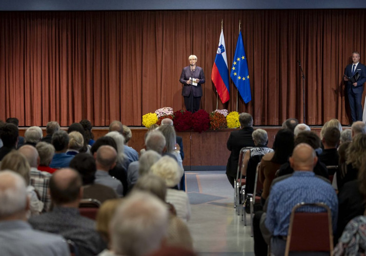 OsrednjeSlovenskoSredisceKanada