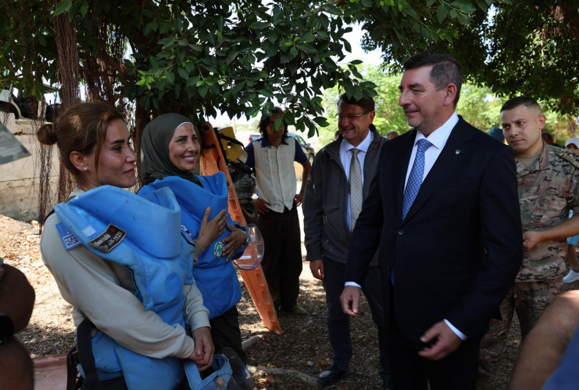 dr. Musar z minerkama