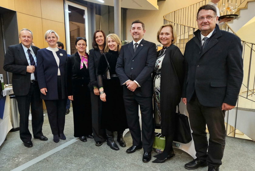 20251127 232014 copy