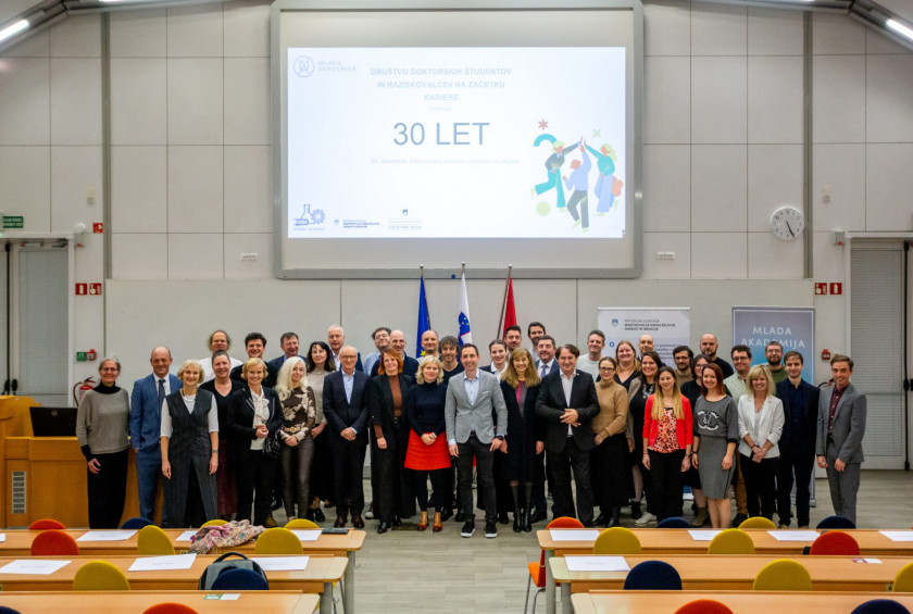 Mlada Akademija 30let 24 11 25 Studio Zelezna Helena Balaz 19 scaled