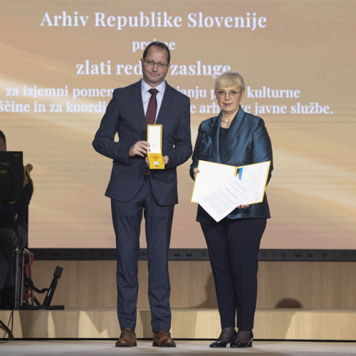 Arhiv Republike Slovenije