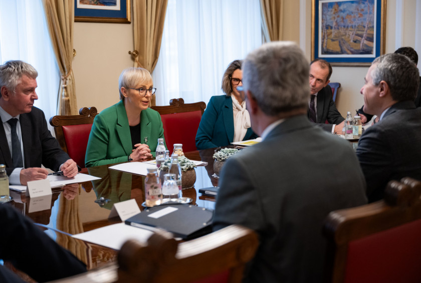 2026 02 19 SPREJEM ŠVICARSKEGA ZUNANJEGA MIN PB 008